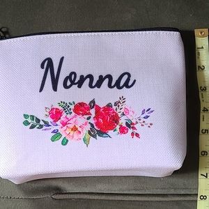 Brand new Nonna pouch